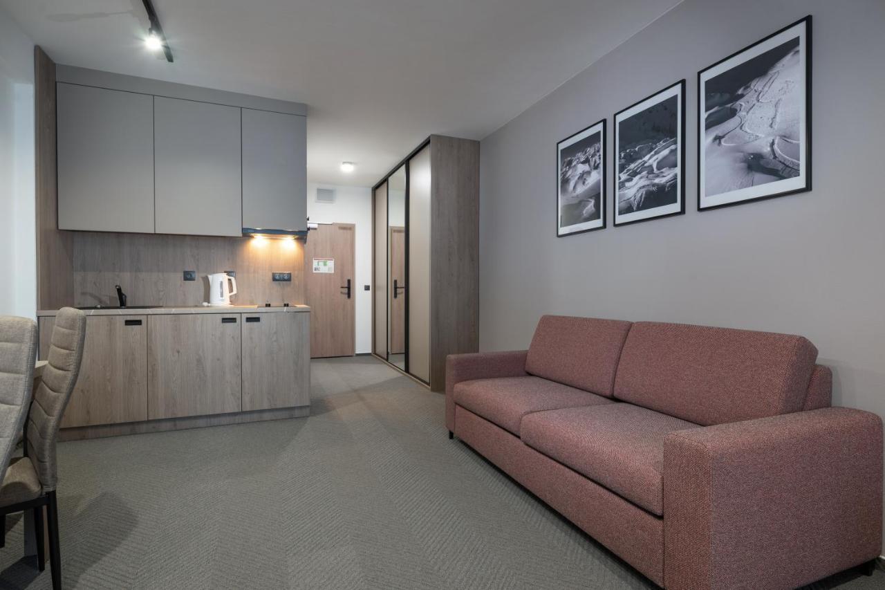 Apartment Yolo - 4 Person - Garage Parking - Ski In Ski Out Демановска Долина Екстериор снимка